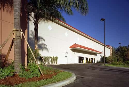 Covered Loading Area For Self Storage Lockers on West Hillsboro Boulevard in Coconut Creek, Florida 33073